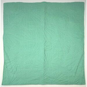 Single (1) C&F HOME 26"x26" Euro PILLOW SHAM Seafoam Scallop Shell Quilted NEW